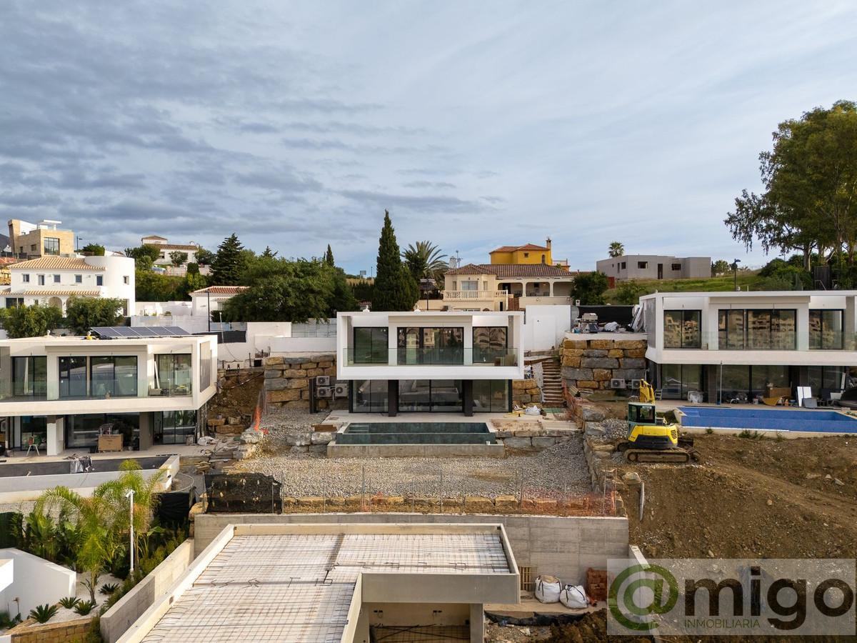 Venta de villa en Valle Romano