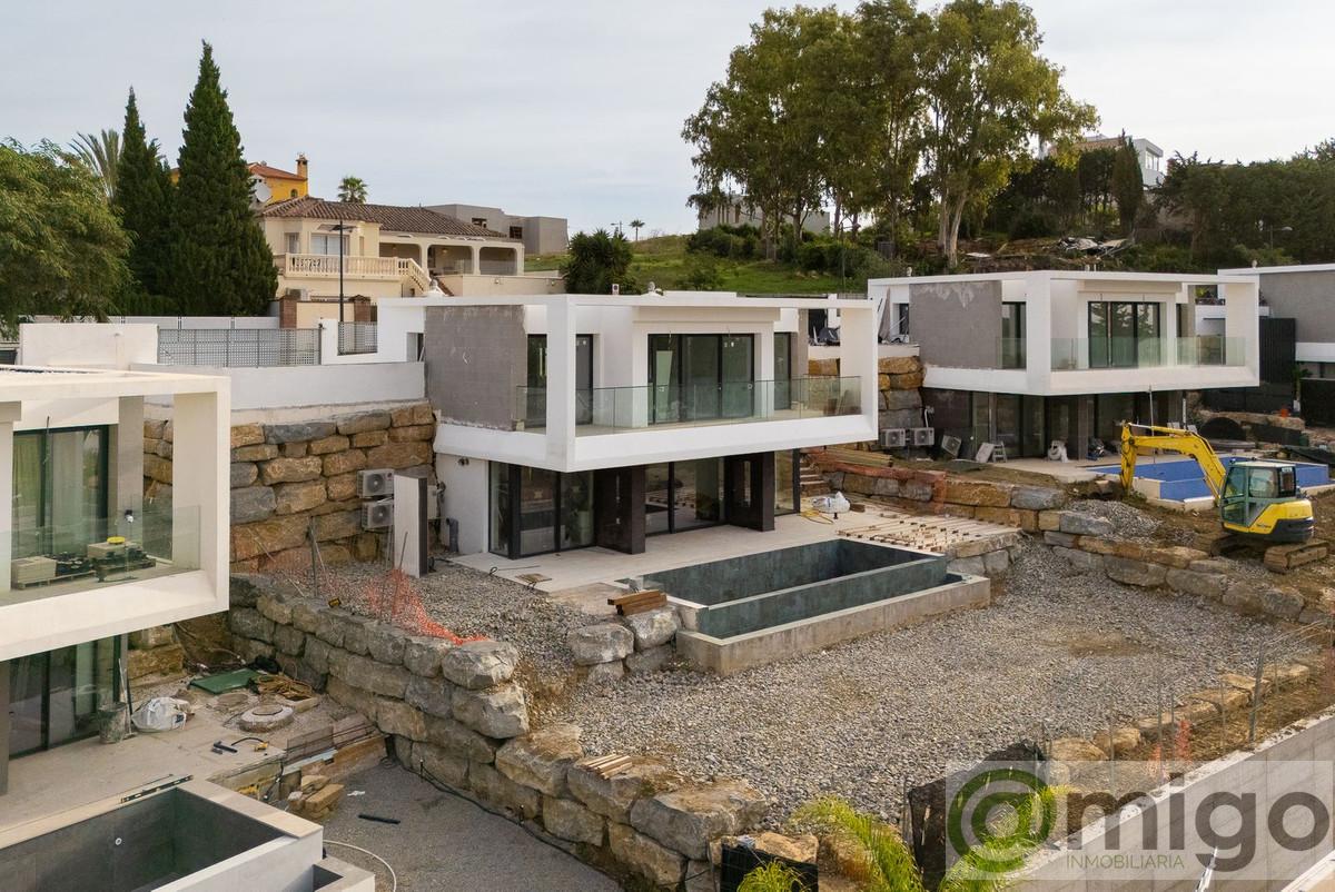 Venta de villa en Valle Romano