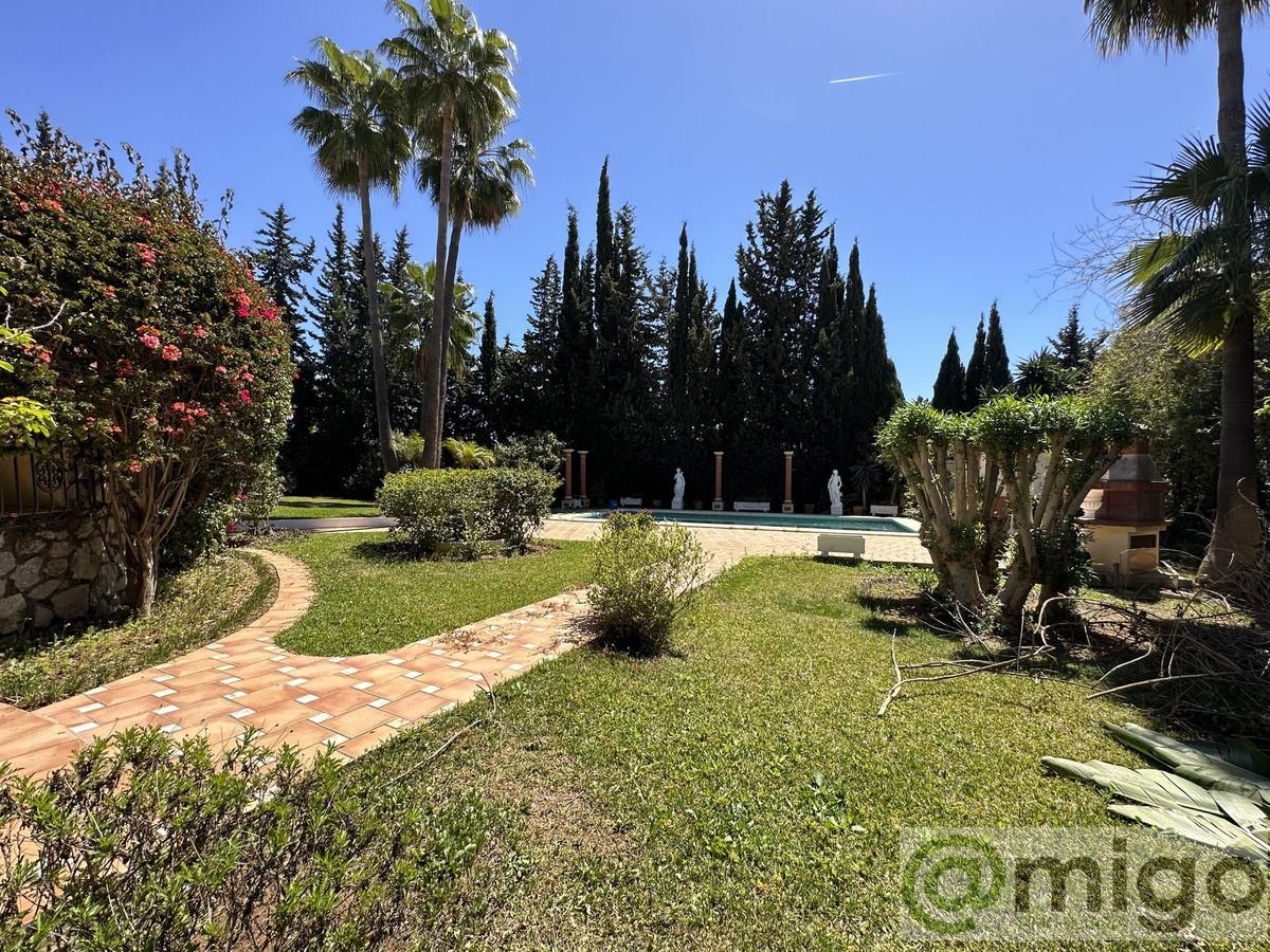 For sale of villa in Marbella