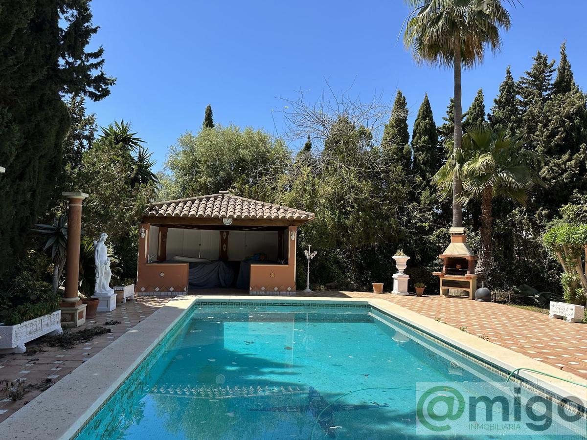 For sale of villa in Marbella