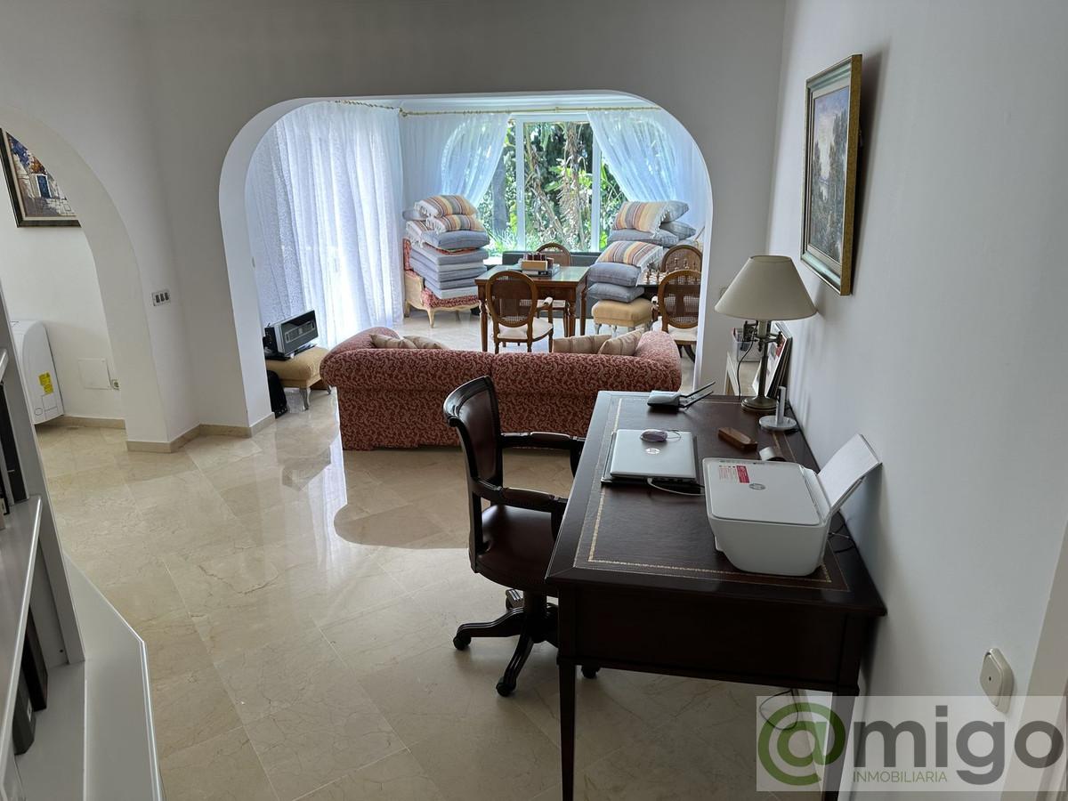 For sale of villa in Marbella