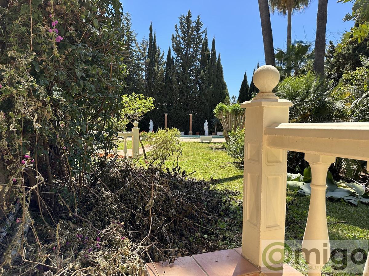For sale of villa in Marbella