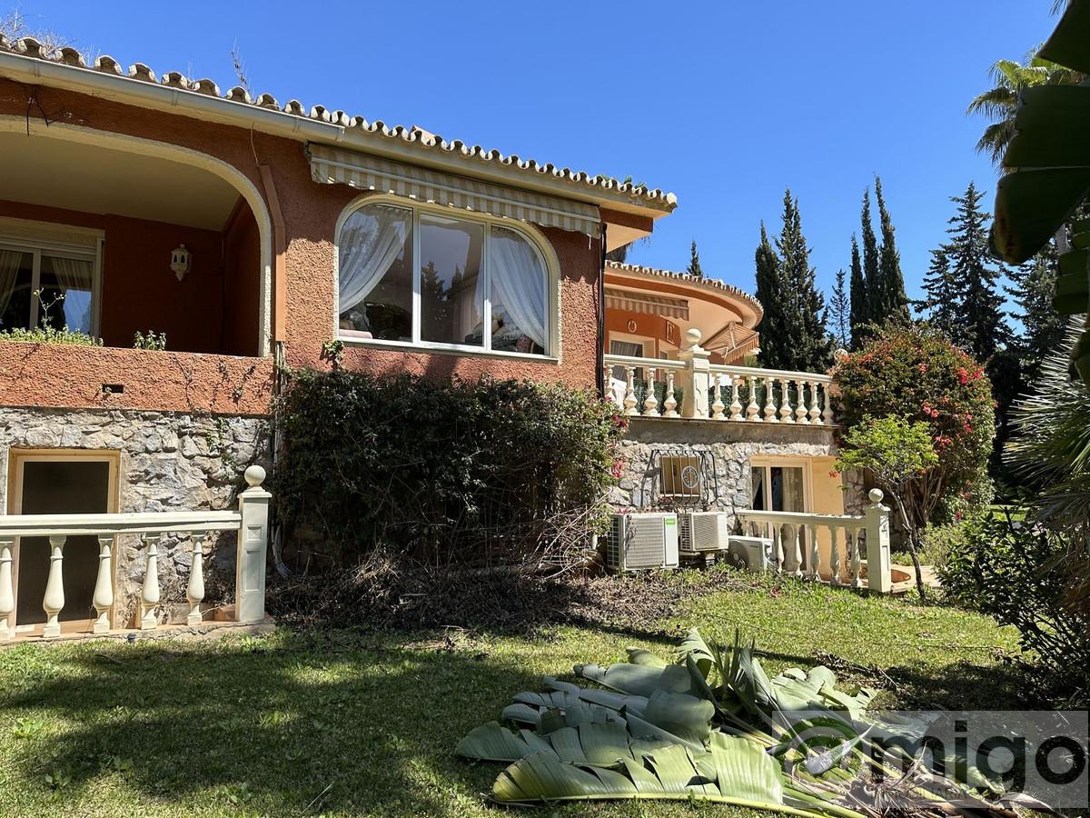 For sale of villa in Marbella