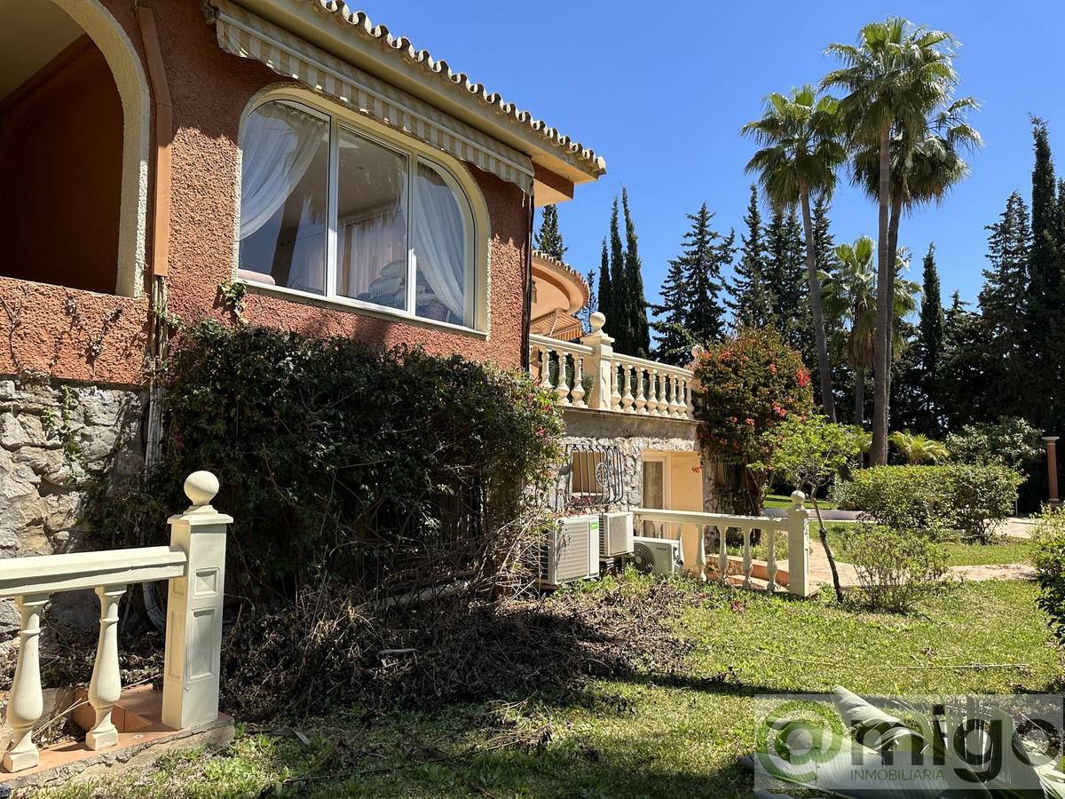For sale of villa in Marbella