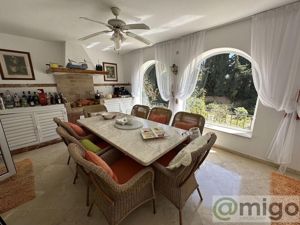 For sale of villa in Marbella
