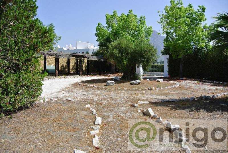 Venta de terreno en Aloha