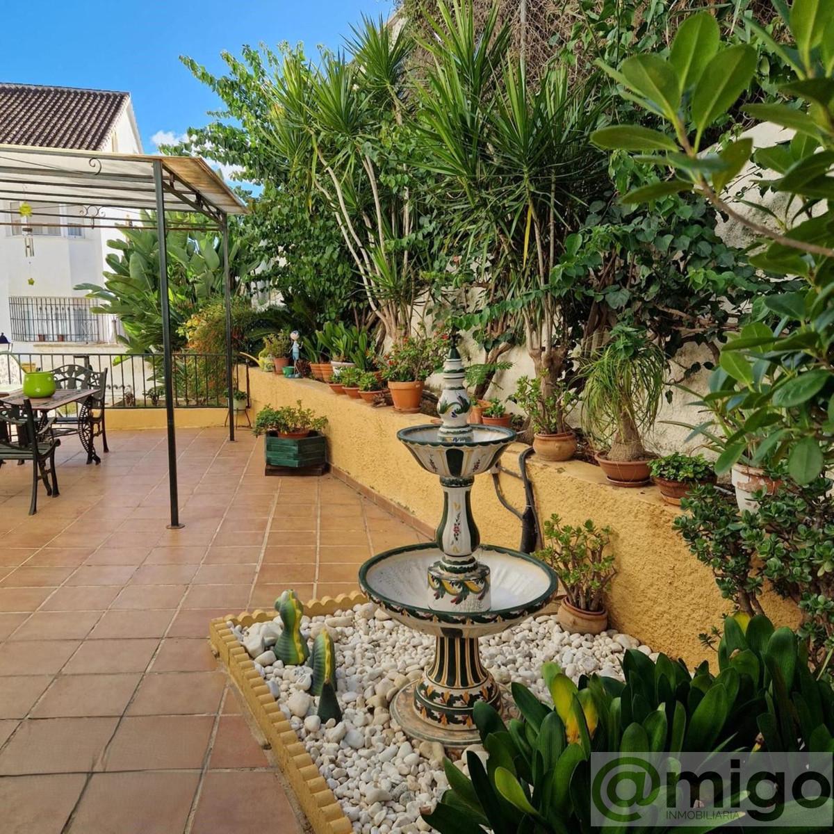 Venta de villa en Las Lagunas