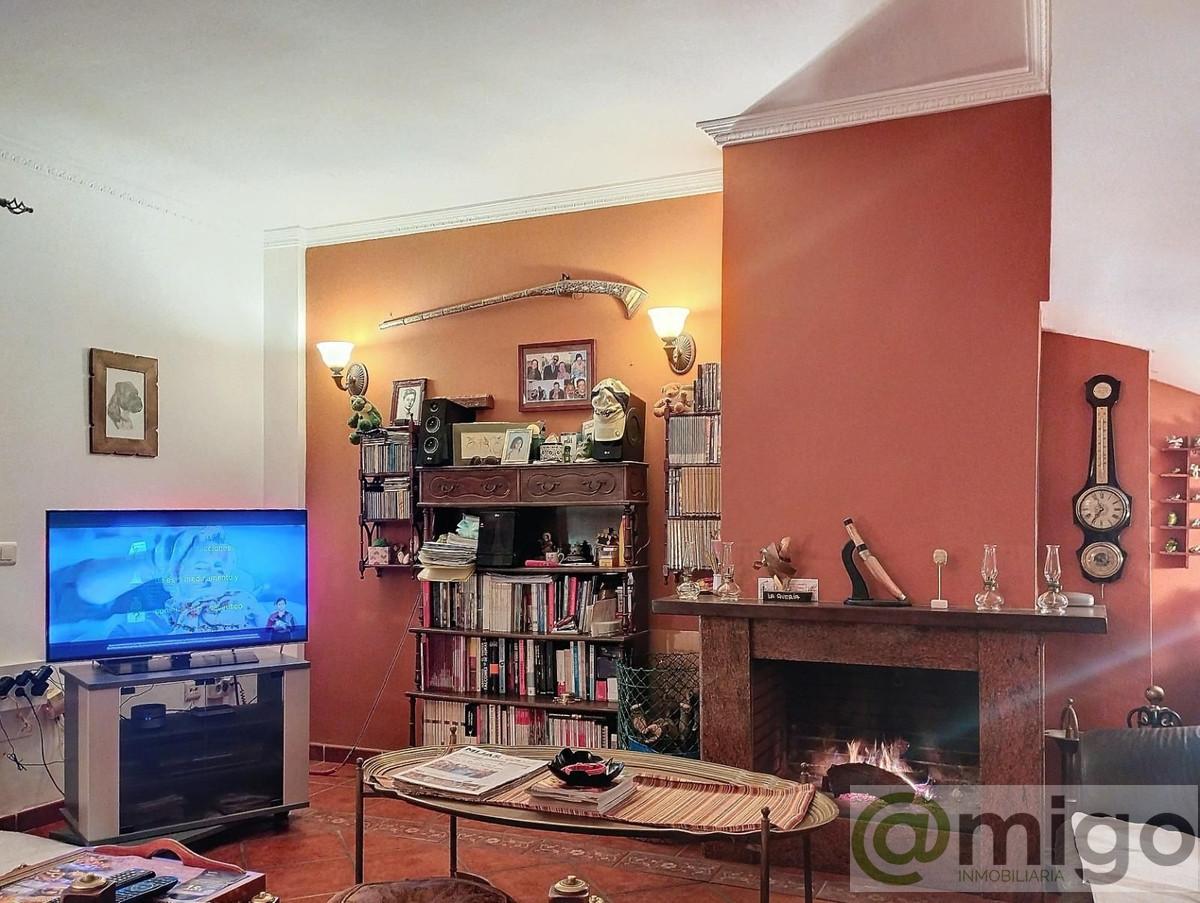 Venta de villa en Las Lagunas