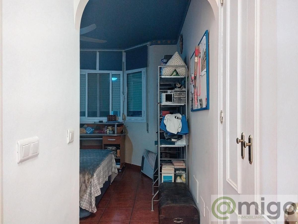 Venta de villa en Las Lagunas