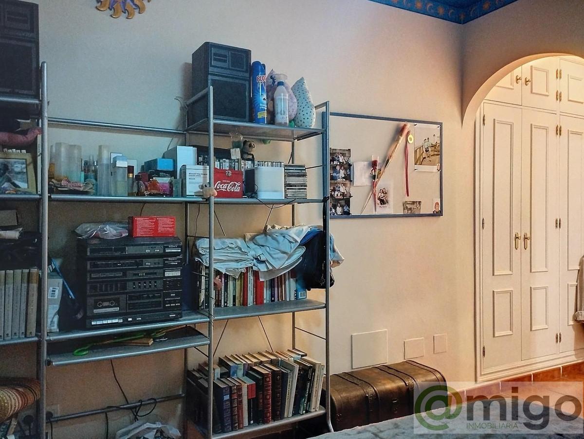 Venta de villa en Las Lagunas