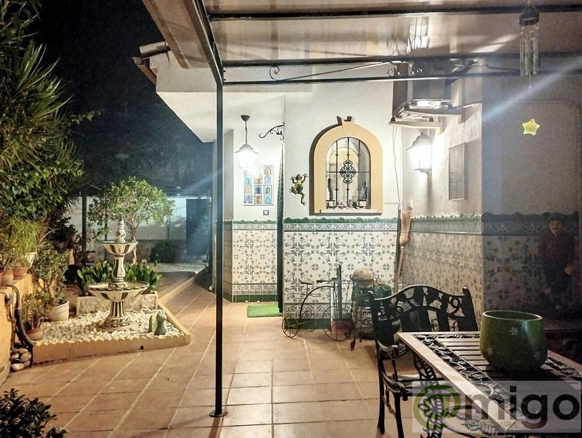 Venta de villa en Las Lagunas