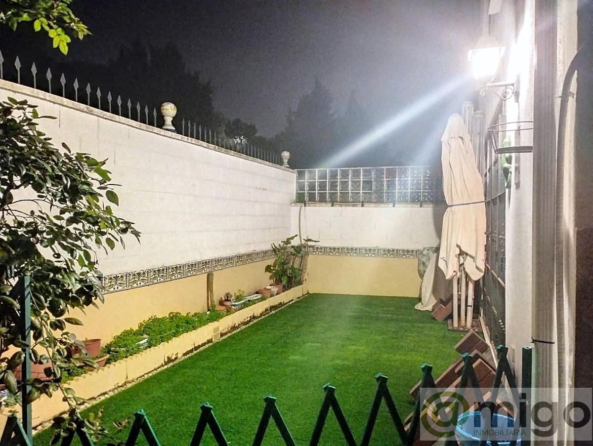 Venta de villa en Las Lagunas