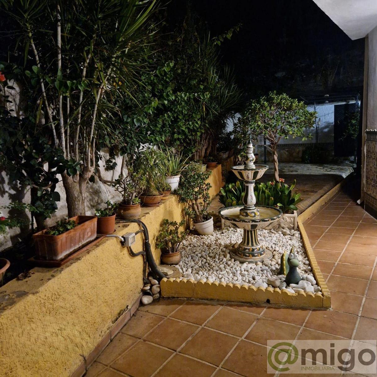 Venta de villa en Las Lagunas