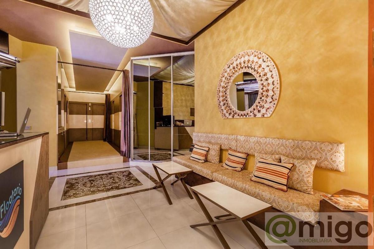 For sale of commercial in Marbella