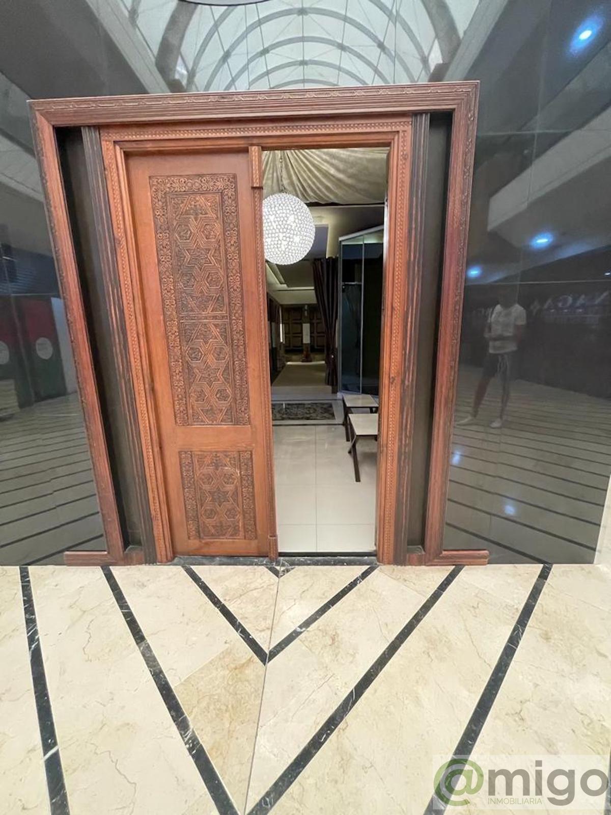 Venta de local en Marbella