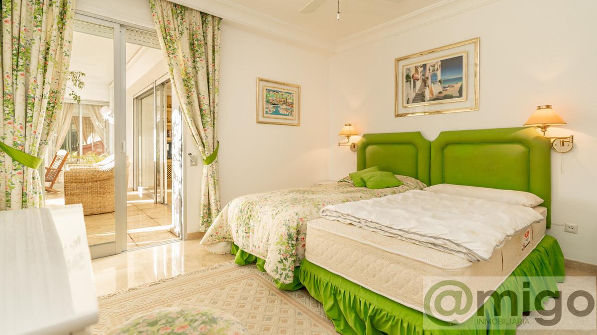For sale of apartment in Marbella