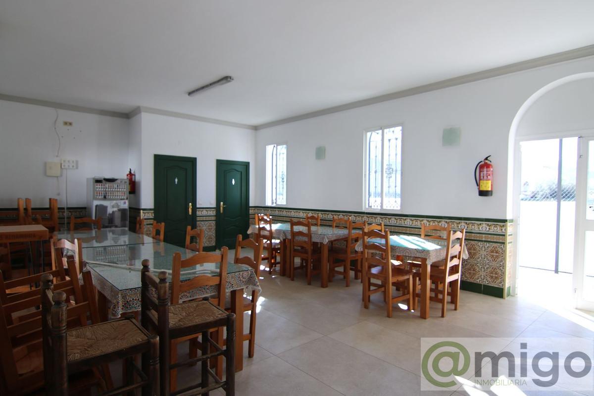 Venta de local en Coín