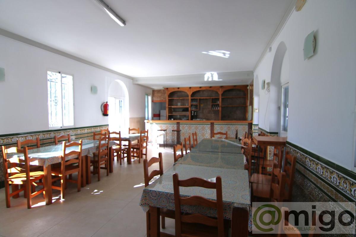 Venta de local en Coín