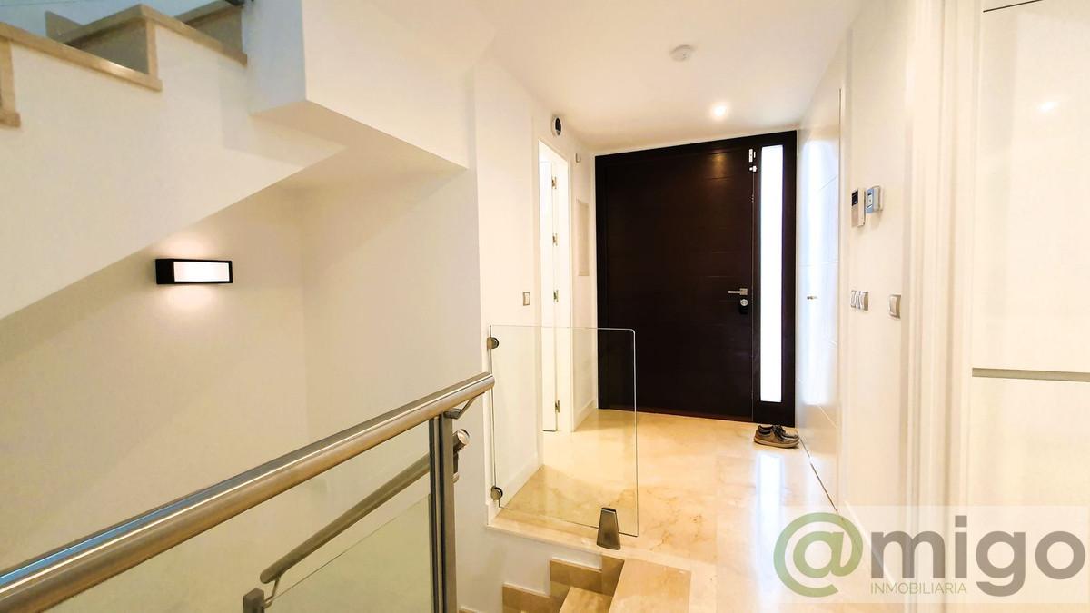 For sale of villa in Marbella