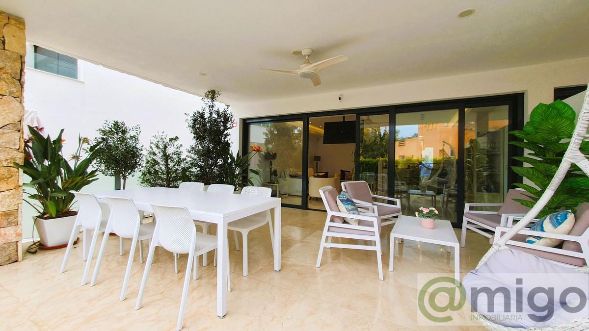 For sale of villa in Marbella