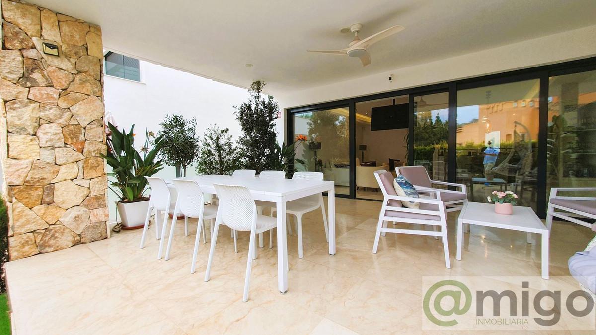 For sale of villa in Marbella