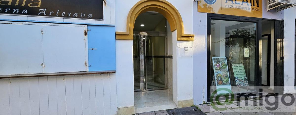 Venta de local en Estepona