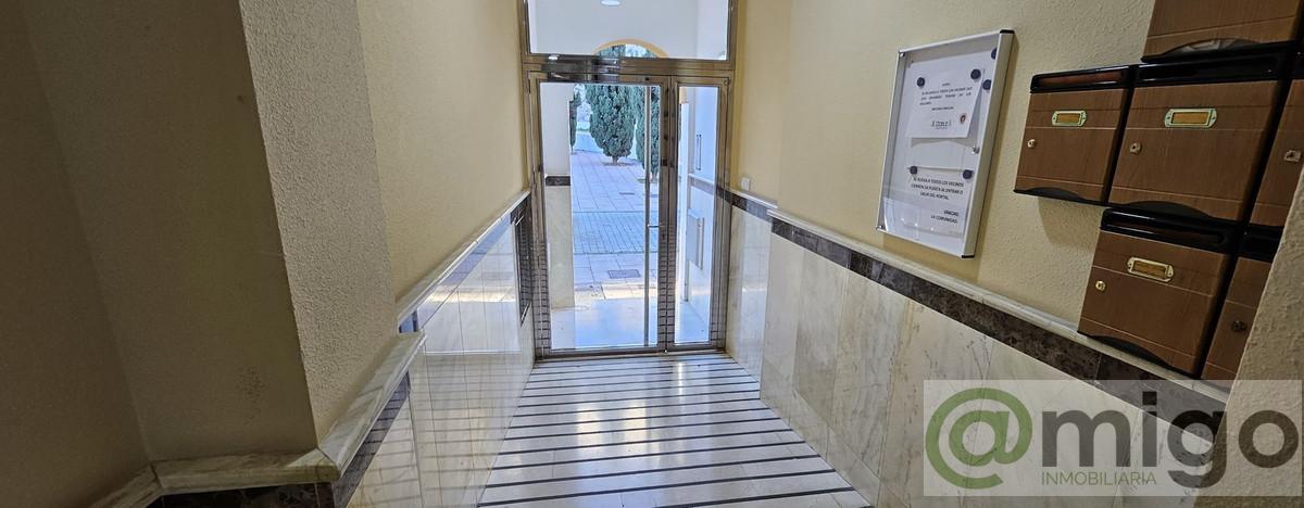 Venta de local en Estepona