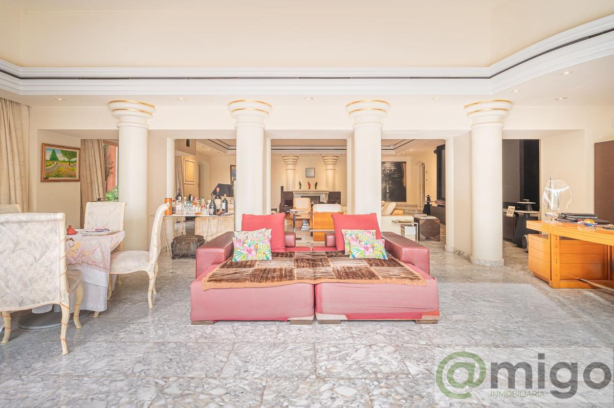 For sale of villa in Marbella