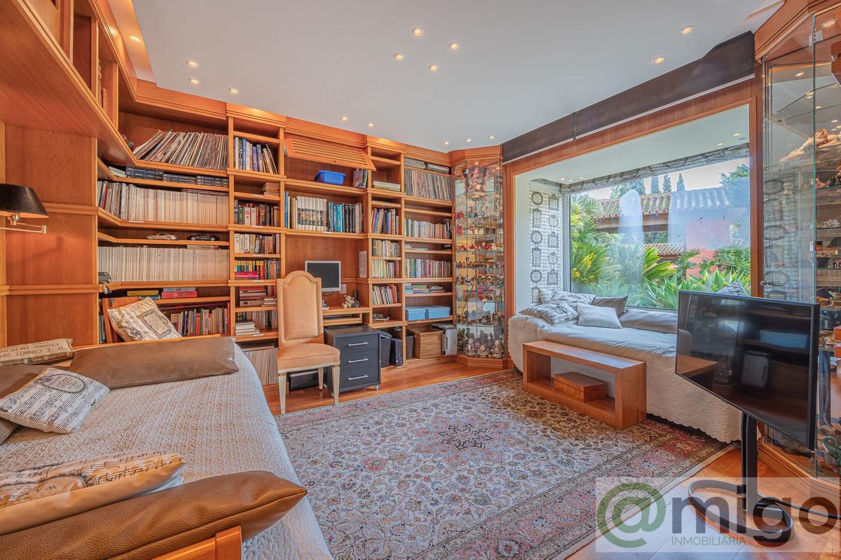 For sale of villa in Marbella