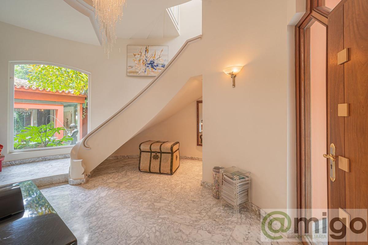For sale of villa in Marbella