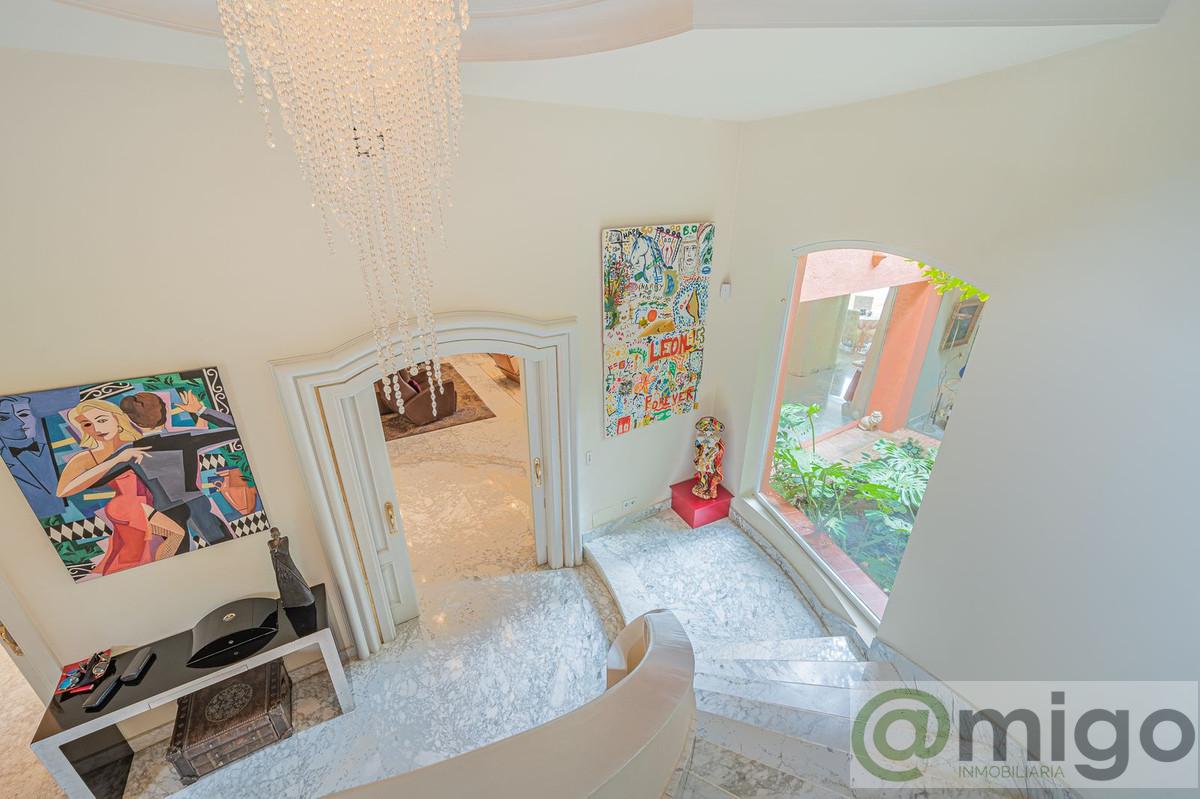 For sale of villa in Marbella