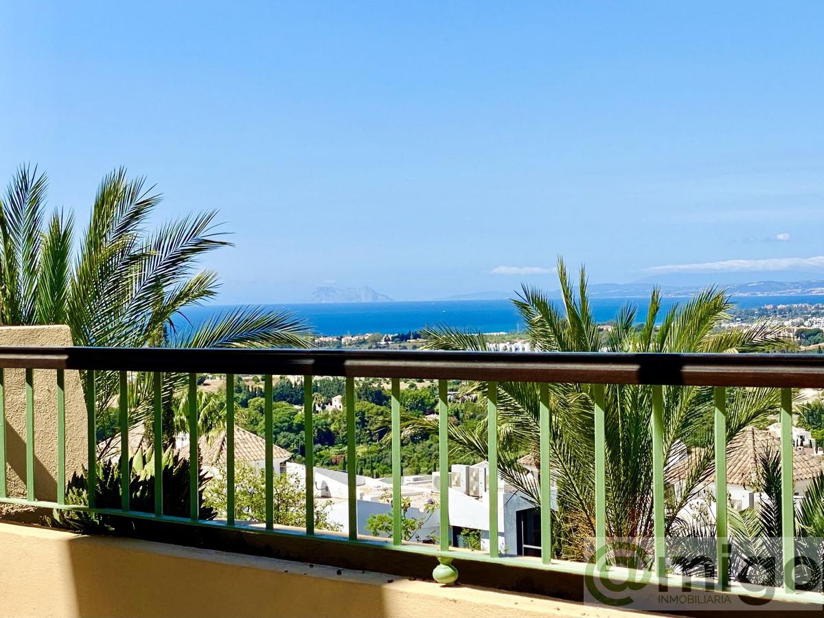 For sale of penthouse in Los Flamingos