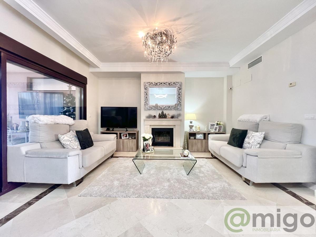 Venta de villa en Estepona