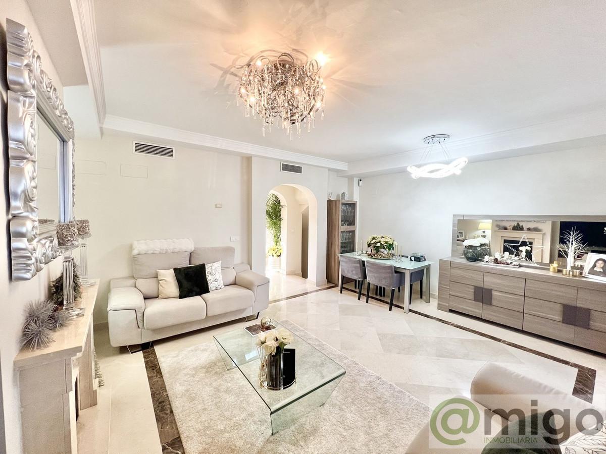 Venta de villa en Estepona