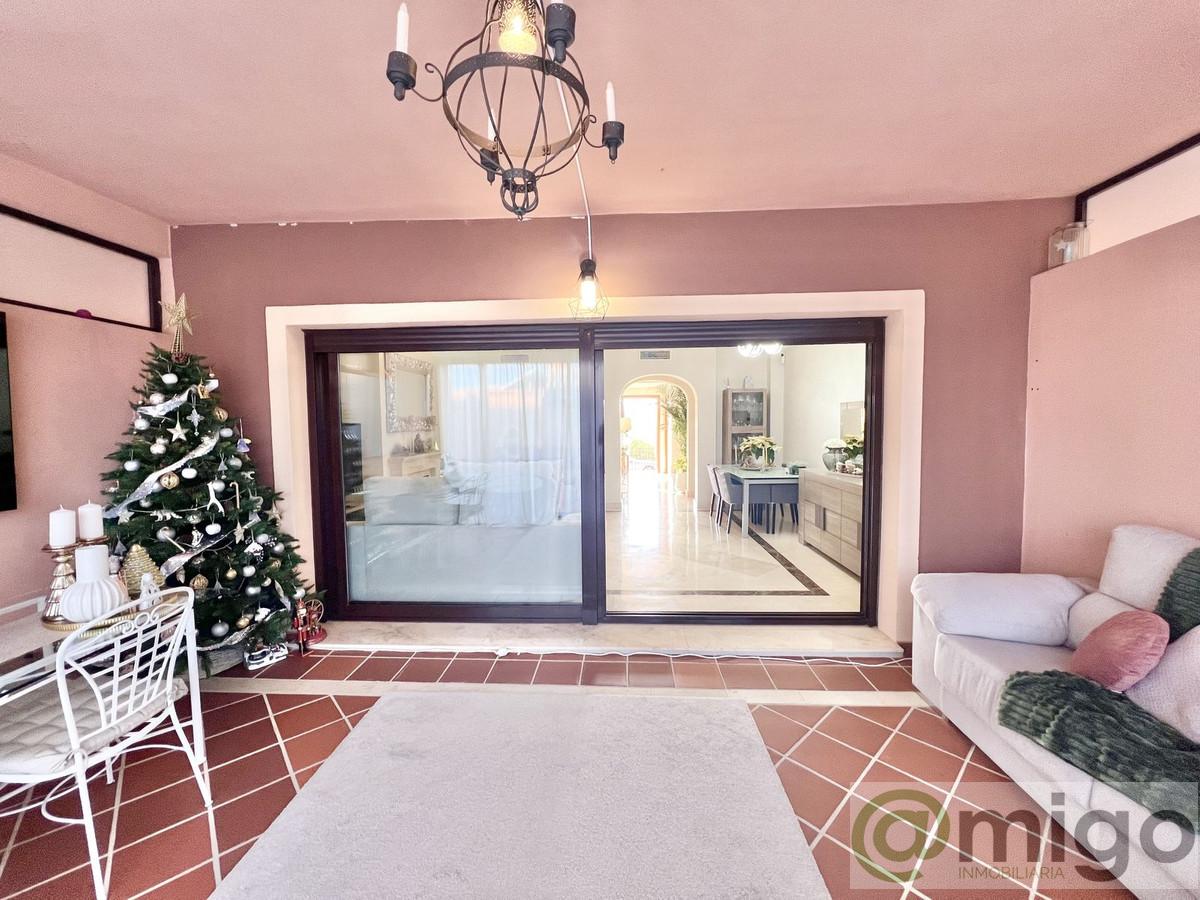 Venta de villa en Estepona