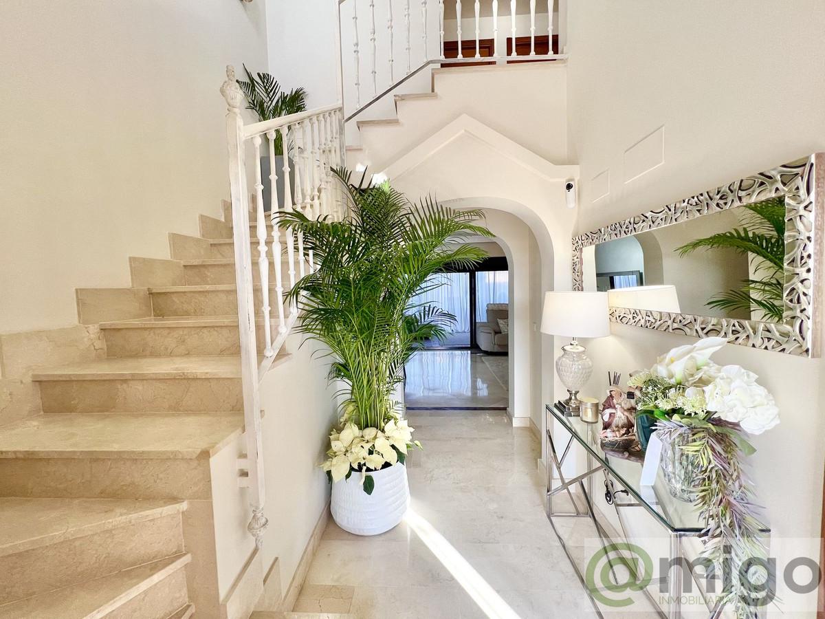 Venta de villa en Estepona