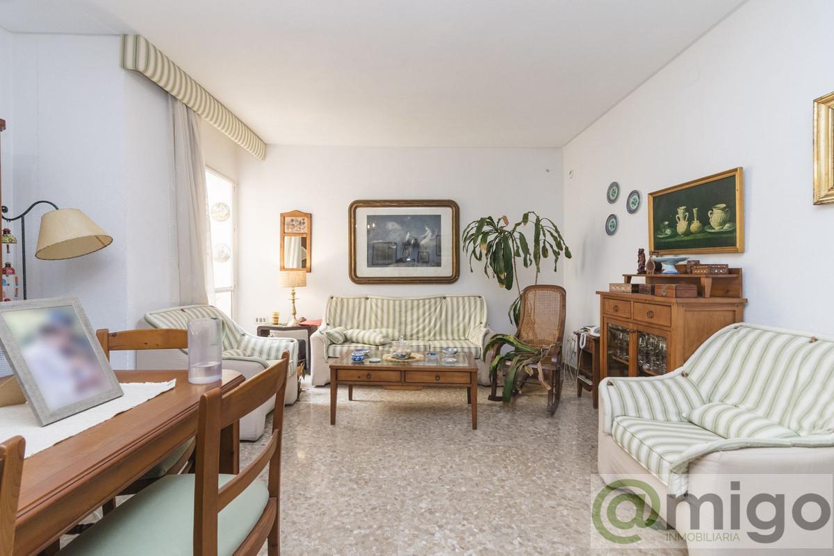 For sale of apartment in Málaga