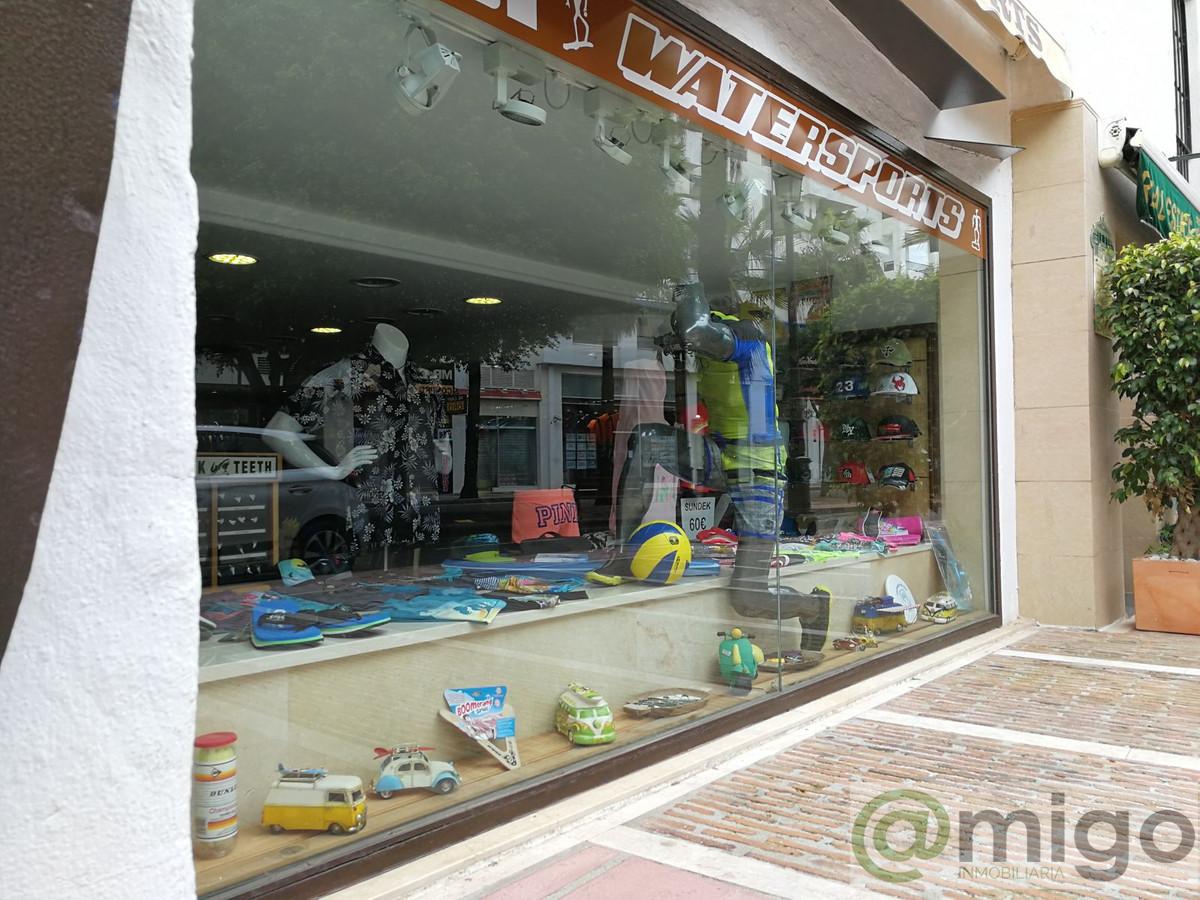 Venta de local en Marbella