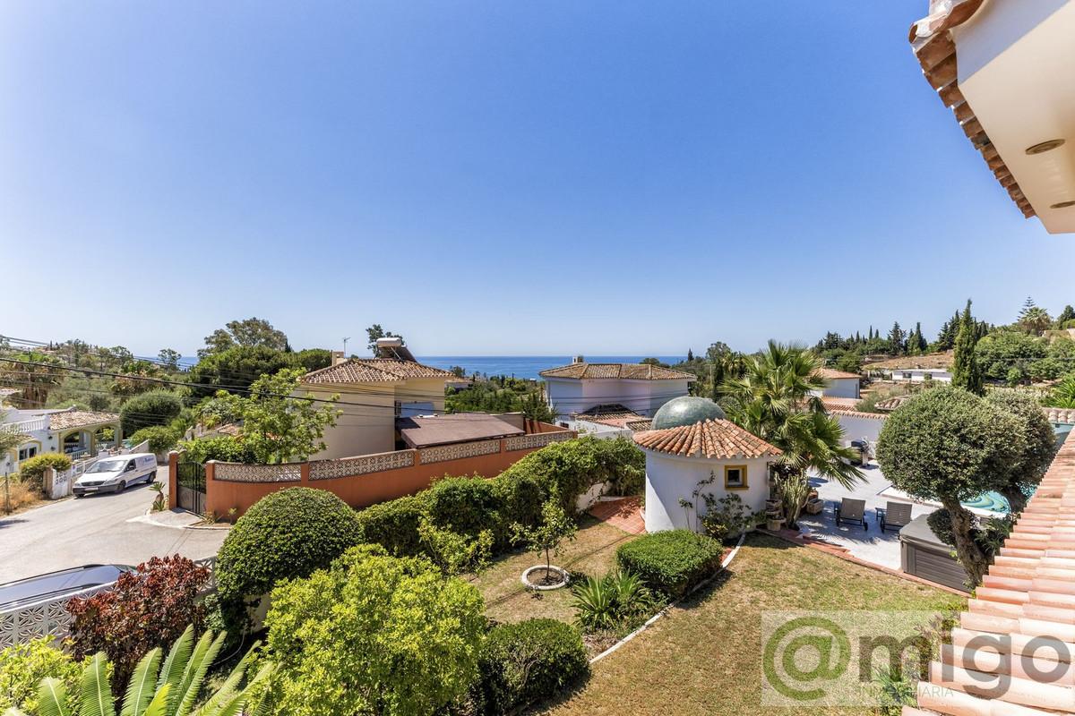 Venta de villa en Benalmadena Costa
