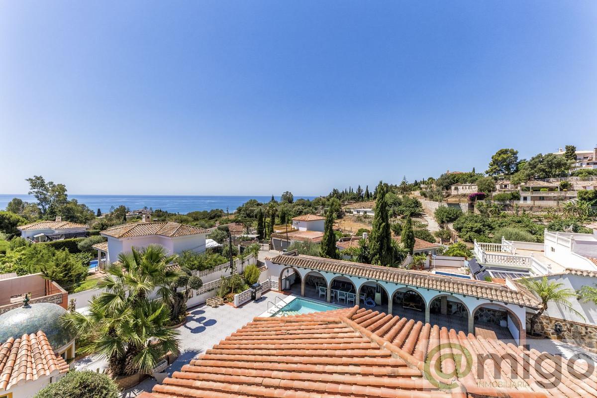 Venta de villa en Benalmadena Costa