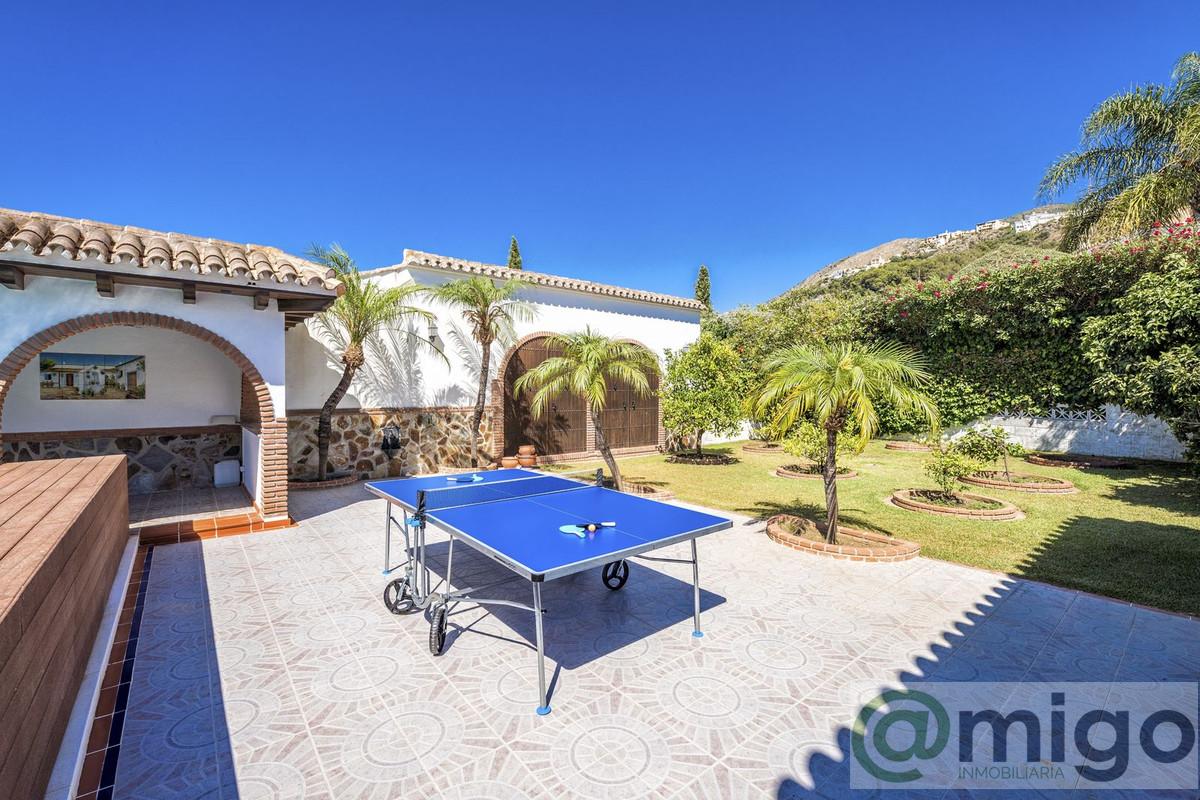 Venta de villa en Benalmadena Costa