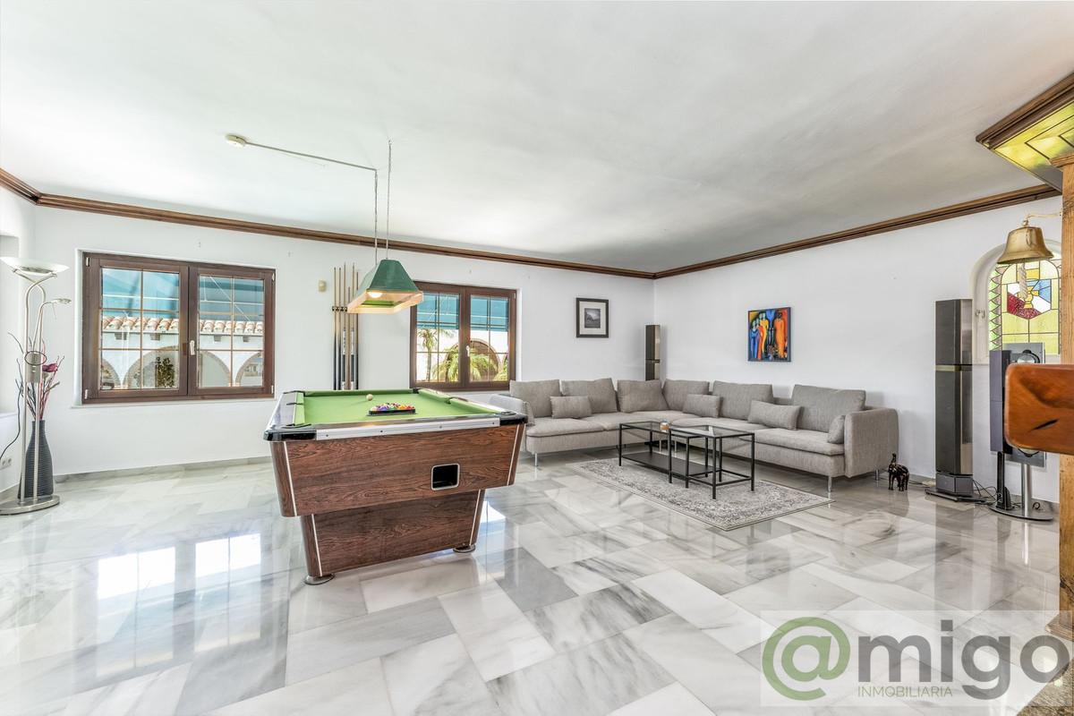 Venta de villa en Benalmadena Costa