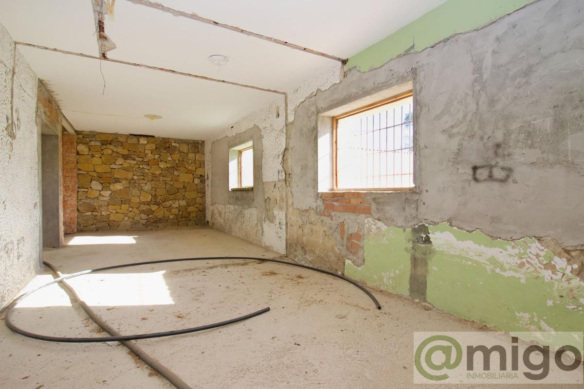 For sale of villa in Coín