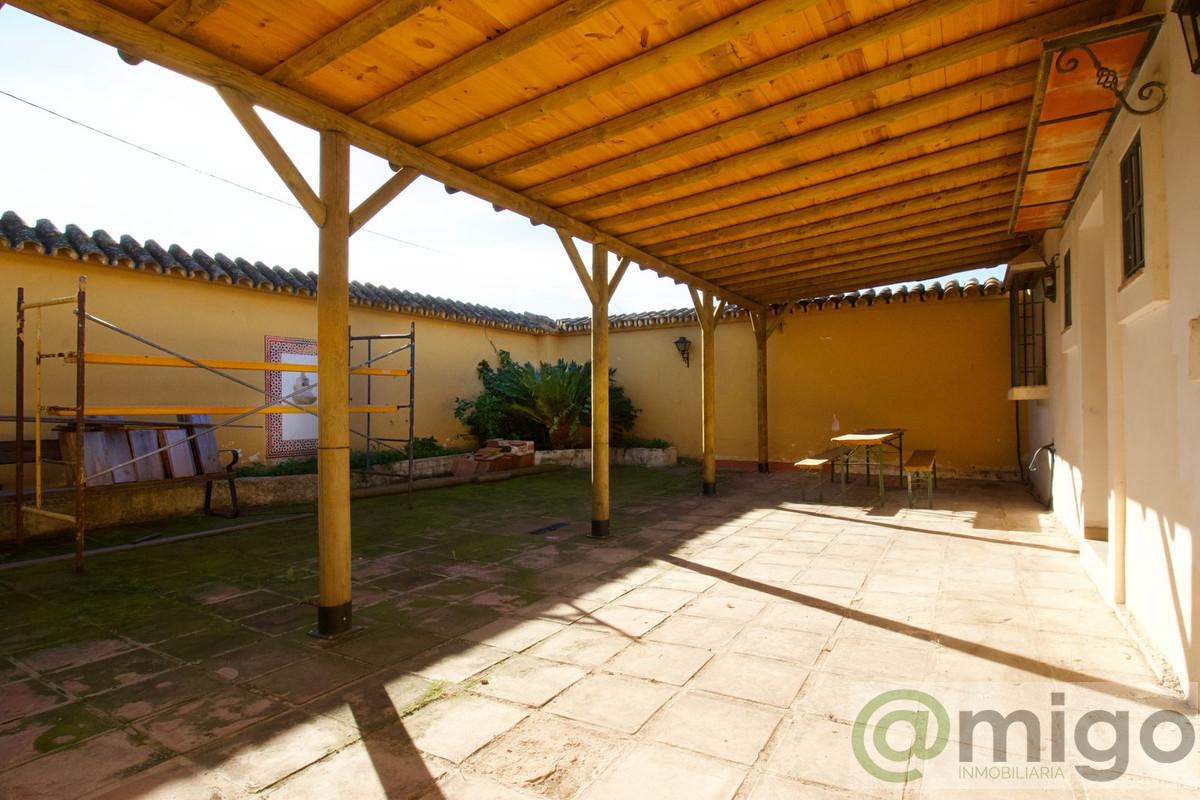 For sale of villa in Coín