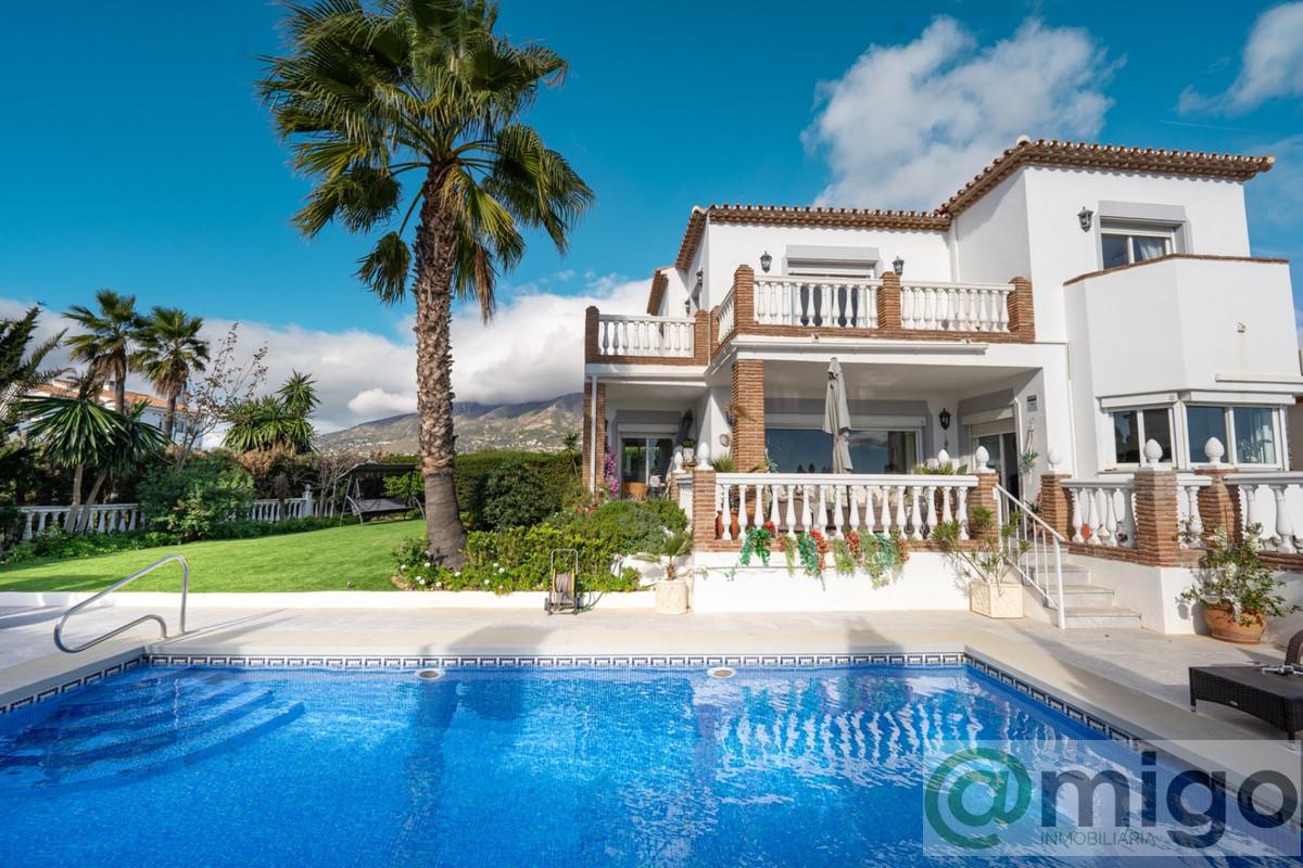 Venta de villa en Campo Mijas