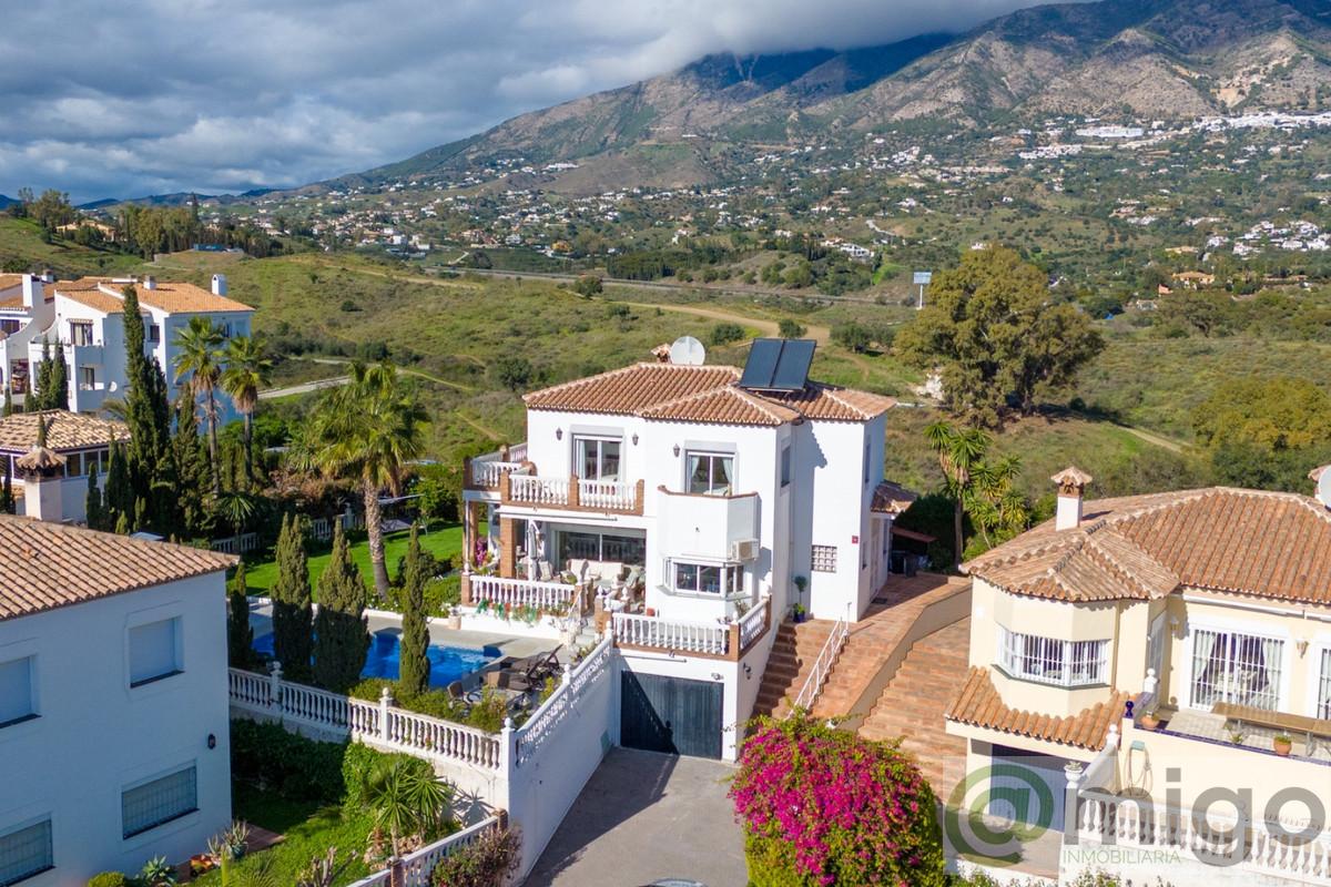 Venta de villa en Campo Mijas