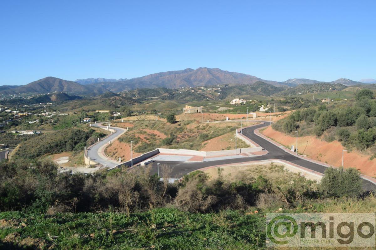 For sale of land in Mijas Golf