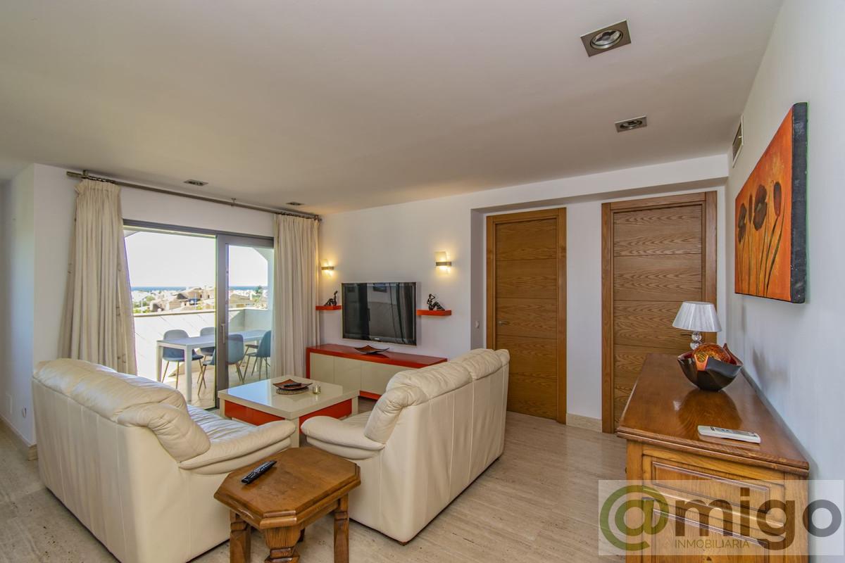 For sale of penthouse in Marbella