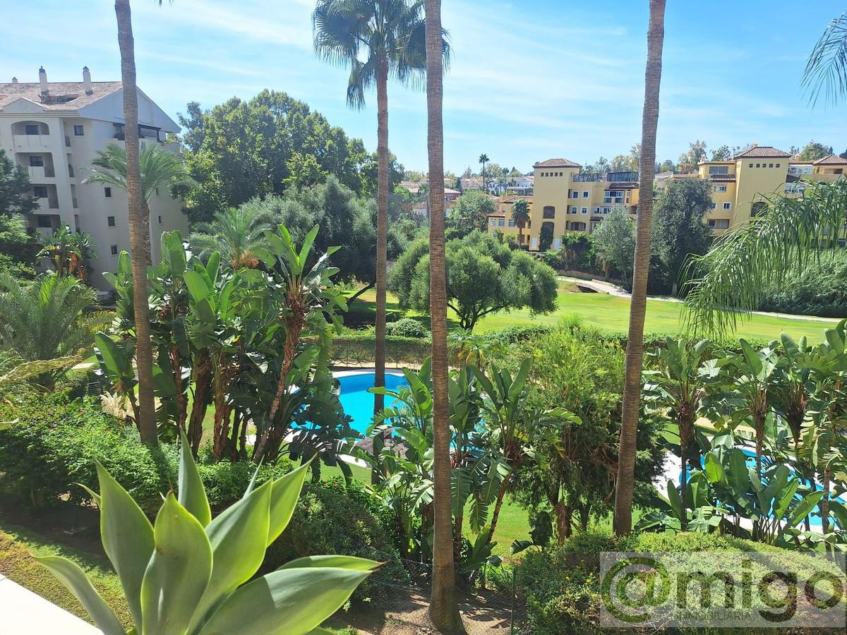 For sale of apartment in Marbella