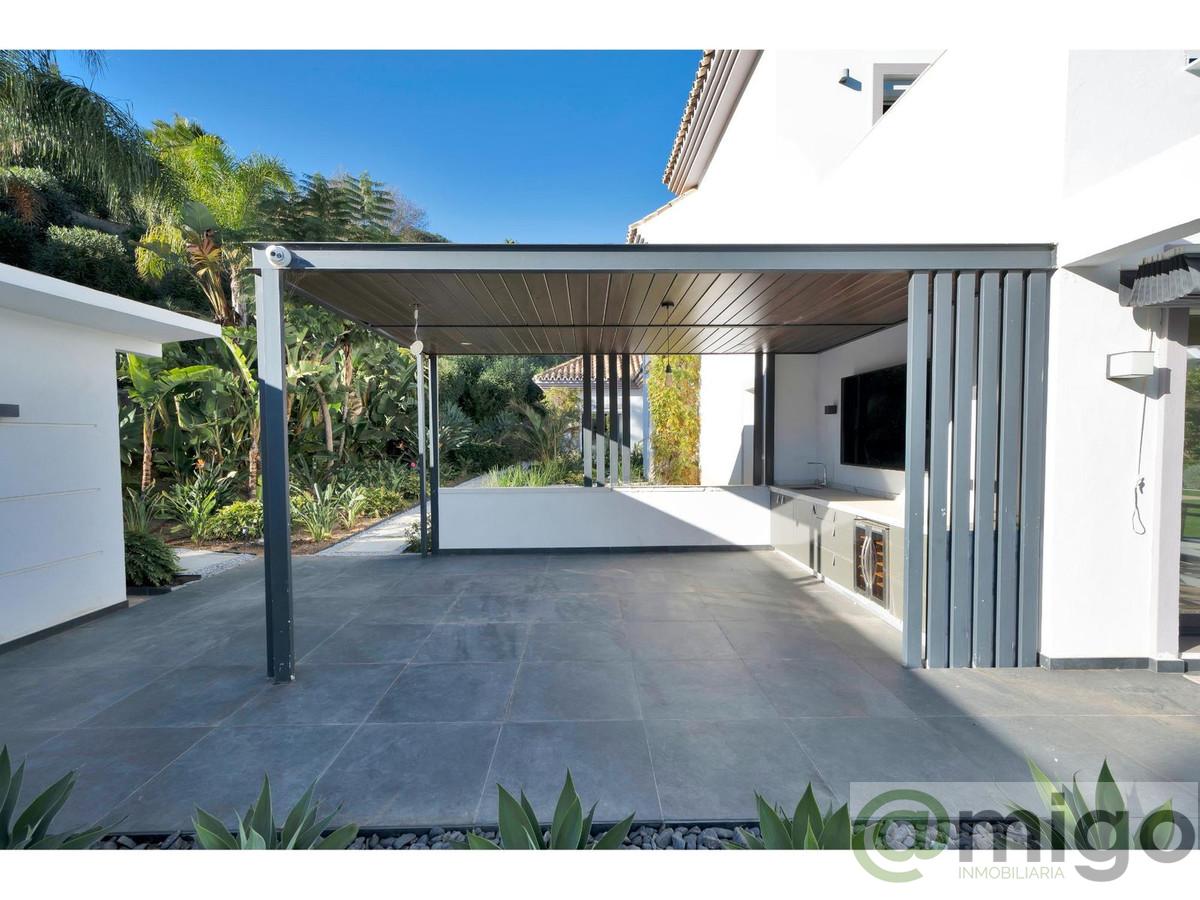 For sale of villa in Marbella